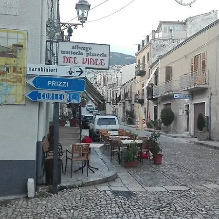 Ristorante Pizzeria Del Viale فندق Palazzo Adriano