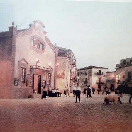 Ristorante Pizzeria Del Viale فندق Palazzo Adriano